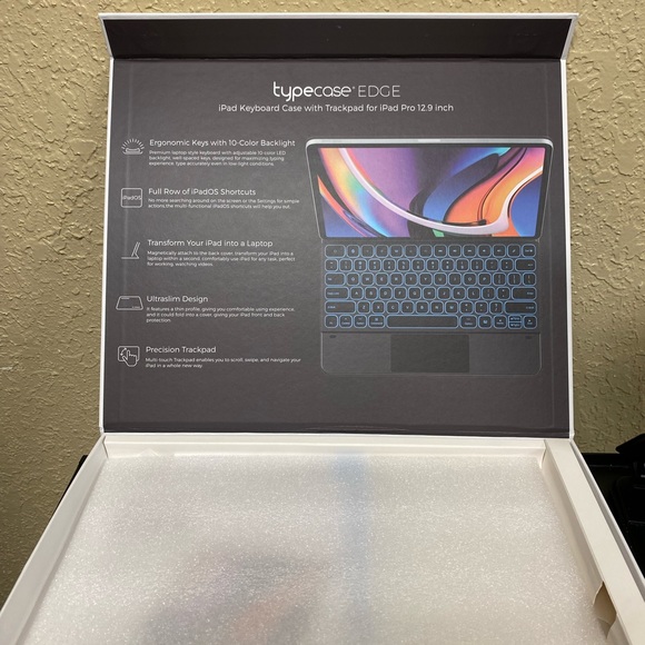 Typecase Edge Magnetic Keyboard Case for iPad Pro 12.9  5th,4th, 3rd Generation - Picture 9 of 13